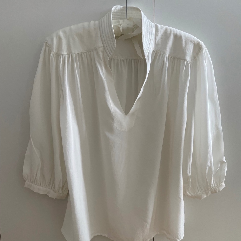 Frame white silk v neck blouse